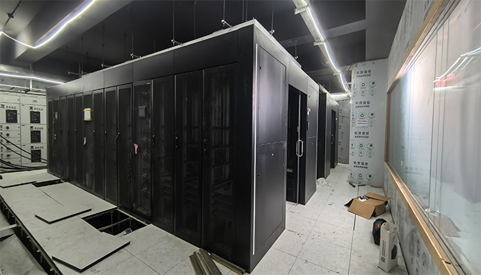 如何选择可靠的工业机柜厂家？五大关键点与精致集团20年直供实践