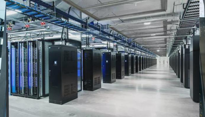 精致机柜：多重国际认证加持，品质安全双保障